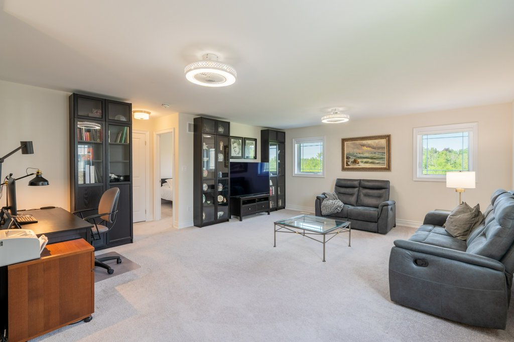 80 Marsh Avenue, Unit 78 - Basement living room with office nook