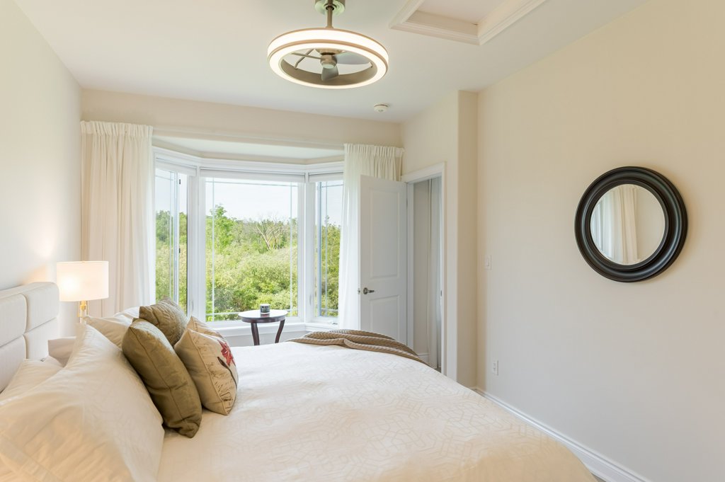 80 Marsh Avenue, Unit 78 - Bedroom with bay window