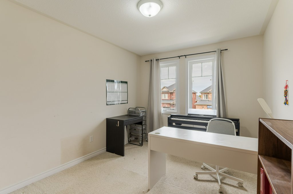 57 Voyageur St bedroom or office