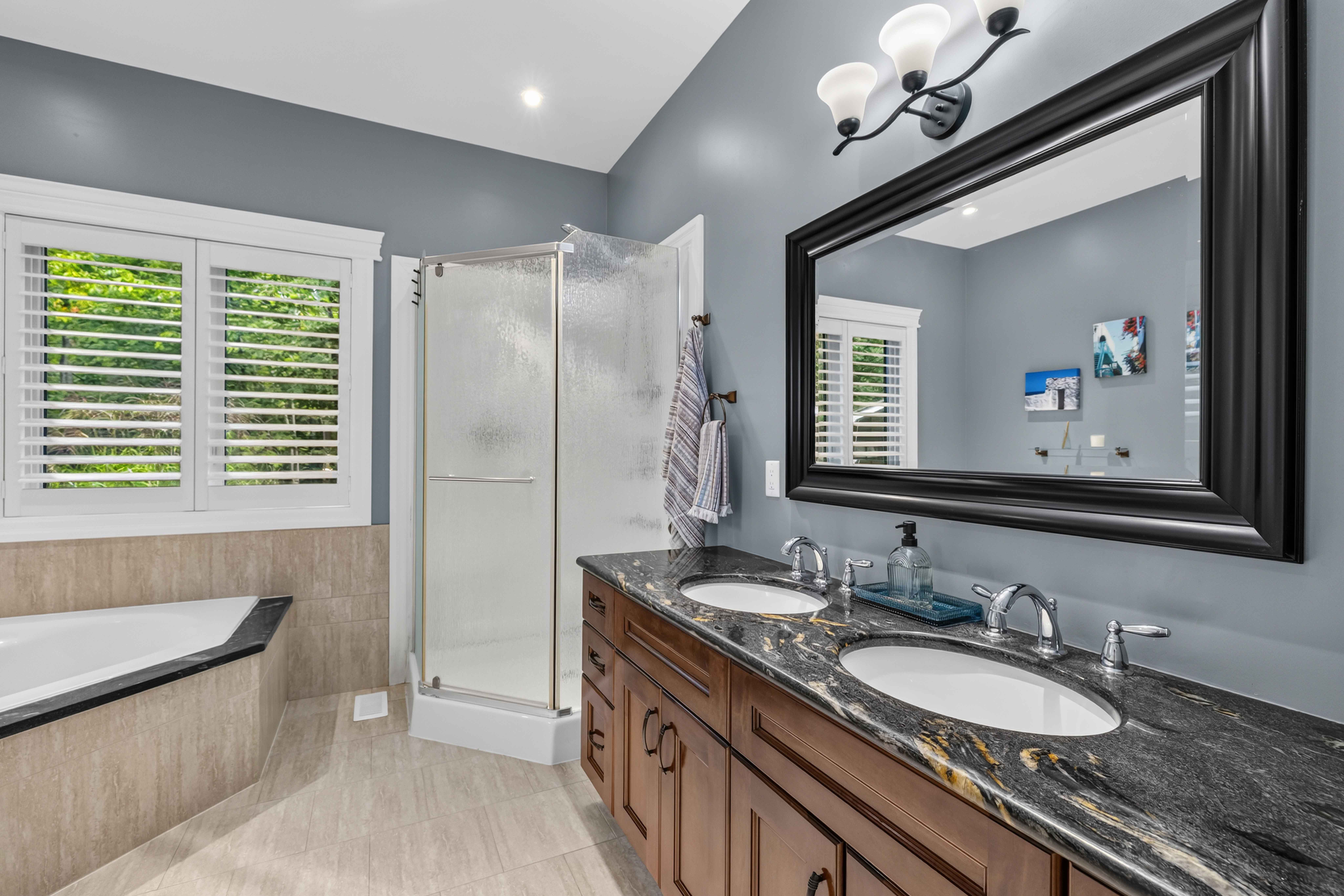 37 Mitchell Crescent