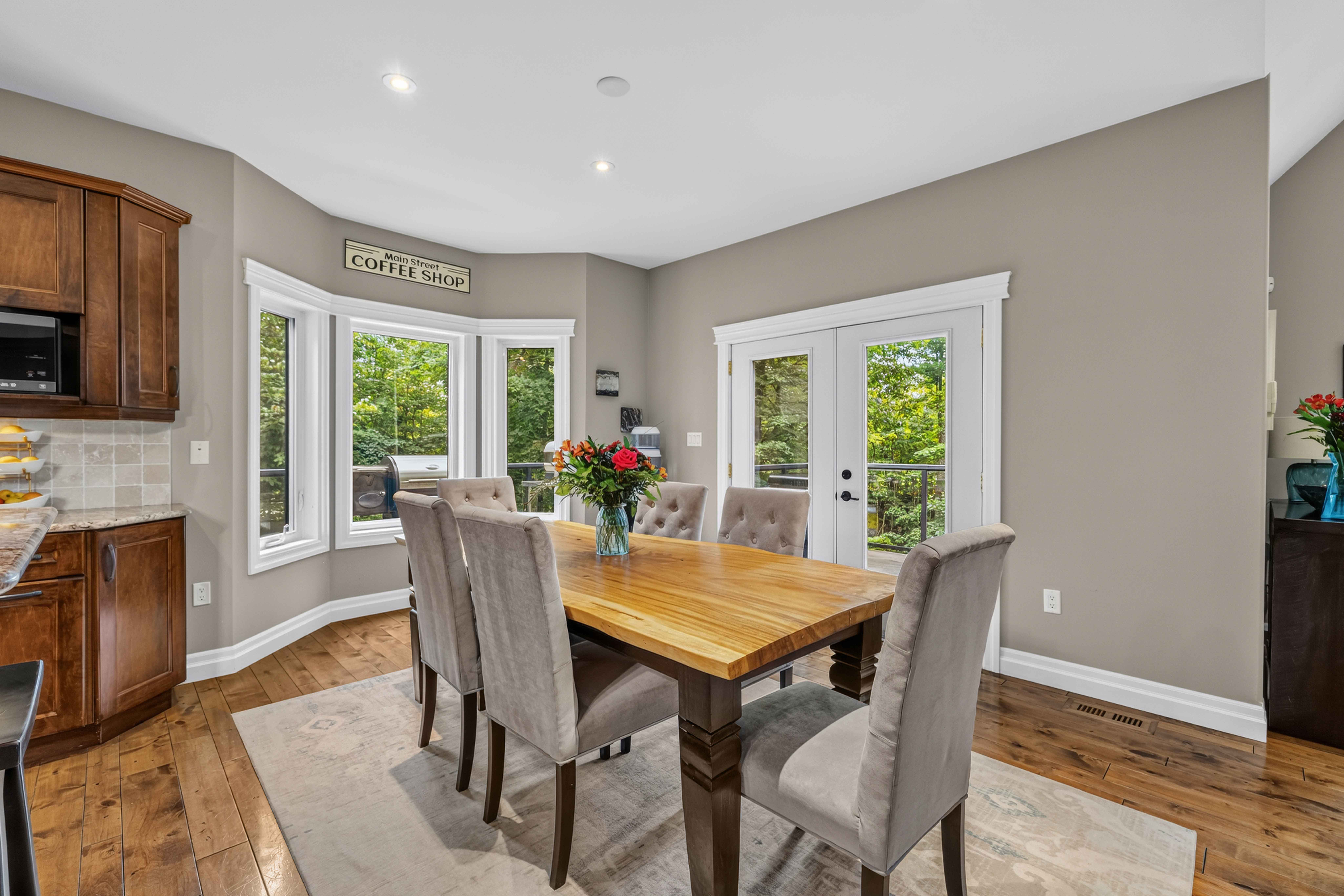37 Mitchell Crescent
