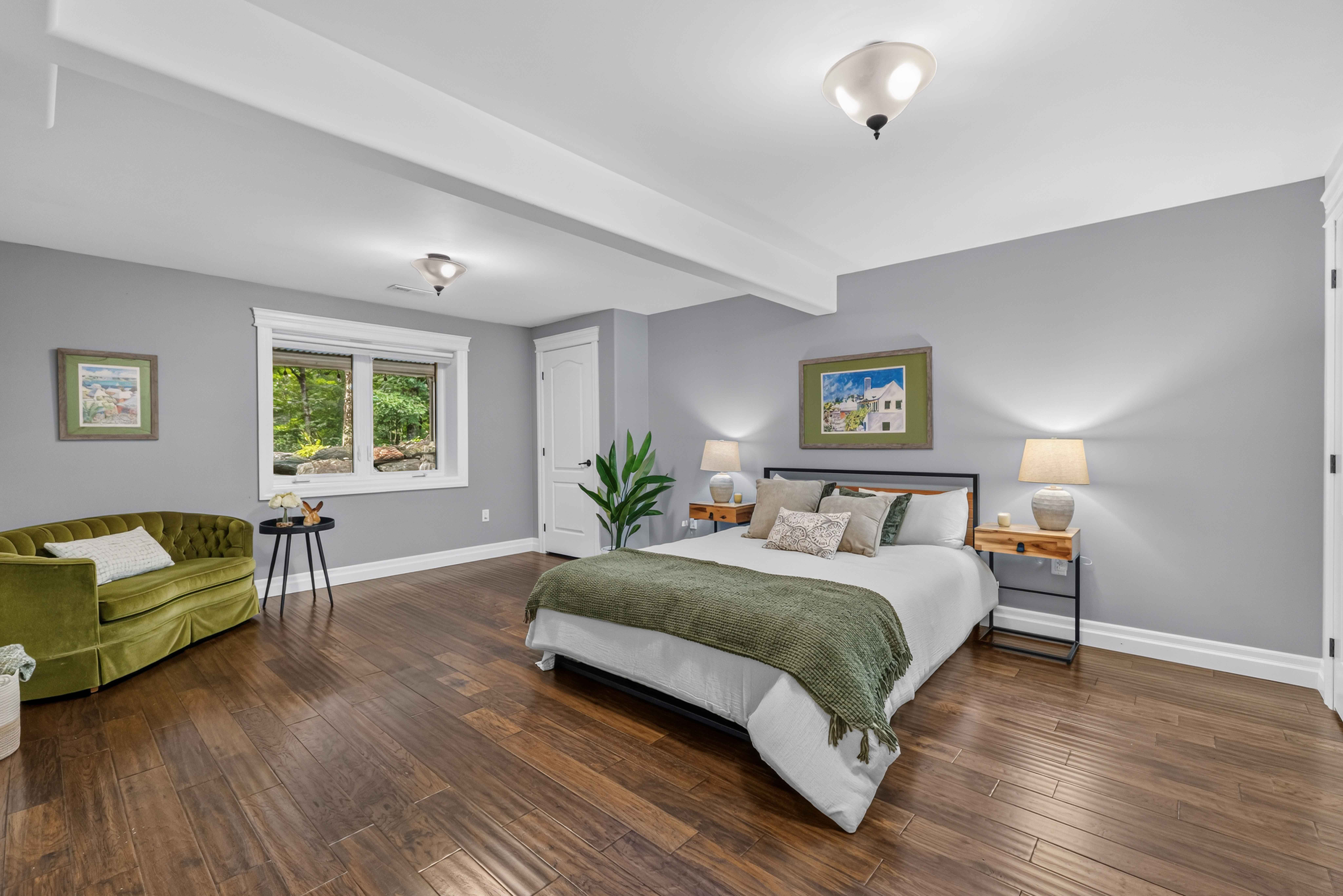 37 Mitchell Crescent